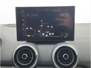 Audi Q2 35 TFSI S line AHK Matrix LM 18" Navi PDC+RFK