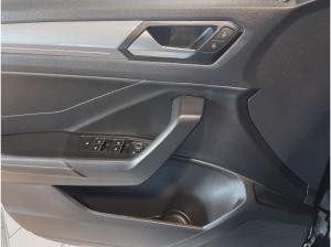 Volkswagen T-Roc 1.5 TSI Style DSG AHK LED PDC Sitzhzg