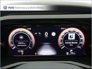 Volkswagen Multivan Style AHK TravelAssist PanoDach ACC Navi