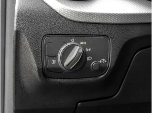 Audi Q2 30 TFSI advanced Smartphone-Interface+Sitzheizung vorn+Sonnenschutzverglasung abgedunkelt