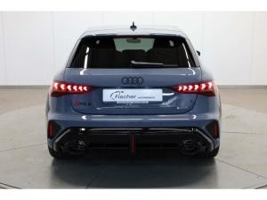 Audi RS3 Sportback TFSI quattro 280 km/h