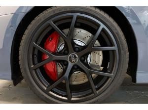 Audi RS3 Sportback TFSI quattro 280 km/h