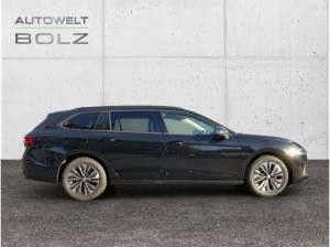 Skoda Superb Combi Selection 1.5 TSI Navi Kessy beh.Frontscheibe Digitales Cockpit