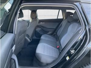 Skoda Superb Combi Selection 1.5 TSI Navi Kessy beh.Frontscheibe Digitales Cockpit