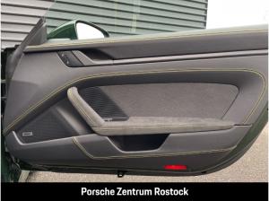 Porsche 992 Carrera GTS