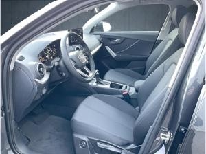 Audi Q2 advanced 35 TFSI S tr: LED AHK PDCam Navi