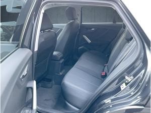 Audi Q2 advanced 35 TFSI S tr: LED AHK PDCam Navi