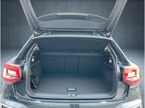 Audi Q2 advanced 35 TFSI S tr: LED AHK PDCam Navi