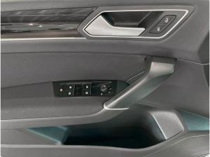 Volkswagen Touran 1.5 TSI Highline AHK CarPlay Pano Massage