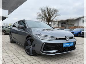 Volkswagen Passat R-Line 2025 2.0 TDI 4MOTION 193 DSG (UVP 70.450€/KW49) BLACK/IQ/HEAD/AHK/PANO/ASSIST/UVM.