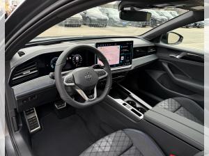 Volkswagen Passat R-Line 2025 2.0 TDI 4MOTION 193 DSG (UVP 70.450€/KW49) BLACK/IQ/HEAD/AHK/PANO/ASSIST/UVM.