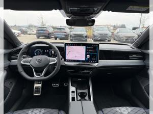 Volkswagen Passat R-Line 2025 2.0 TDI 4MOTION 193 DSG (UVP 70.450€/KW49) BLACK/IQ/HEAD/AHK/PANO/ASSIST/UVM.