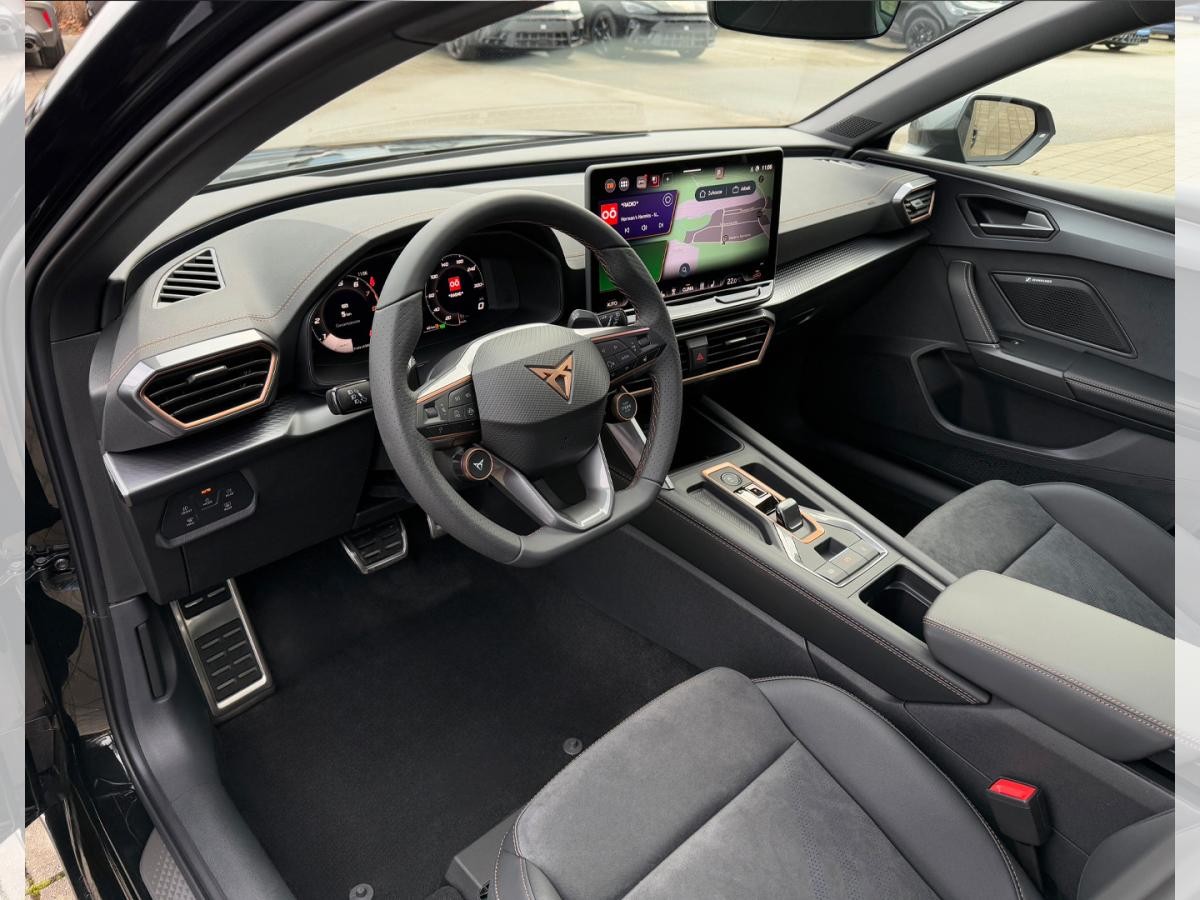 Cupra Leon Sportstourer VZ 2.0 TSI 245 kW DSG 4DRIVE (UVP 61.815€/KW43) PANO/NAV/AHK/INTELLI/MATRIX/5J.GARANTI