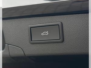 Volkswagen Passat R-Line 2025 2.0 TDI 4MOTION 193 DSG (UVP 70.450€/KW49) BLACK/IQ/HEAD/AHK/PANO/ASSIST/UVM.