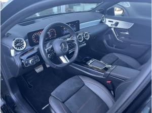 Mercedes-Benz A 250 4M AMG+Night+HeadUp+AHK+Pano+Multib+Distr+