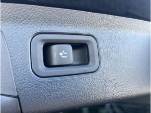 Mercedes-Benz A 250 4M AMG+Night+HeadUp+AHK+Pano+Multib+Distr+