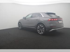 Audi Q8 50 TDI quattro . Matrix B&O HuD ACC