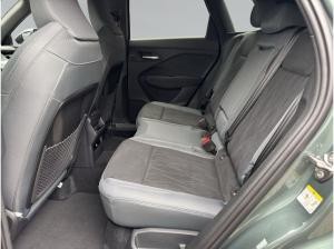 Audi Q3 SUV S line e-hybrid S tro 360°+HuD+Pano