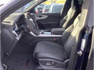 Audi RS Q8 SUV RS Sportabgasanlage, AHK, Optik schwarz, Keramik, Standh., 23", RS Designpaket grau Plus