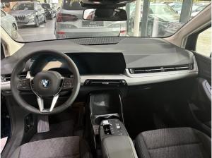 BMW 216 216i inkl. WKR+DAB LED RFK Parkassistent Klimaaut. Shz