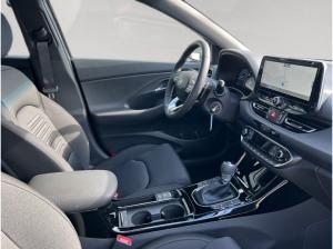 Hyundai i30 (MY25) 1.5 T-GDI (140PS) 7-DCT 2WD ADVANTAGE