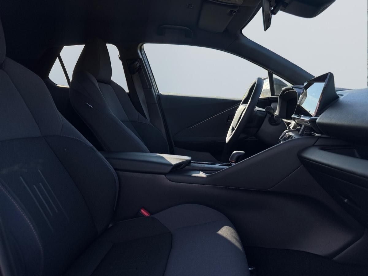 Toyota C-HR 🏁2.0 Plug-In-Hybrid – Teamplayer – Technik Paket – CarPlay- Sonderaktion🏁