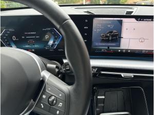 BMW iX1 xDrive30 xLine (Allrad)