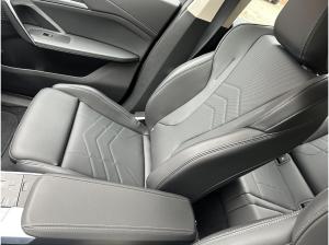 BMW iX1 xDrive30 xLine (Allrad)