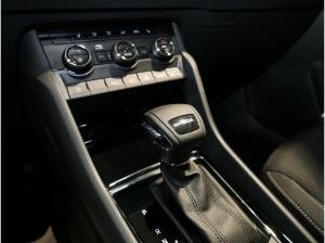 Skoda Karoq 1.5 TSI Tour DSG AHK Kessy Navi RüKa Sitzh