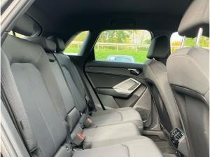 Audi Q3 advanced 35 TFSI S-tronic / MMI-Navi+, RFK