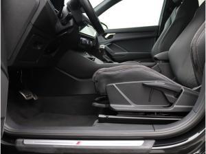 Audi Q3 S-Line 45 TFSIe S-tronic/ LED, ACC, Navi, AHK