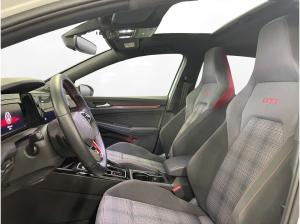 Volkswagen Golf VIII GTI AHK Pano Matrix LM 18" Navi RFK ACC