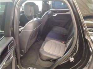 Volkswagen Touareg 3.0 V6 TDI R-Line 4Motion Standheizung 22"Alu Navi AHK IQ.LIGHT Head Up Leder Varenna Allradlenkung