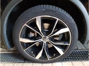Volkswagen Tiguan Allspace 2.0 TDI DSG R-Line 4Motion 7-Sitzer Standheizung Navi IQ.Light AHK