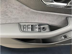 Audi Q8 SUV S line 50 TDI qu. tiptr. Laser HUD Stdhz