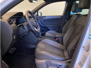 Volkswagen Tiguan 2.0 TDI R-Line 4M*IQ.LIGHT*AHK*Area View*