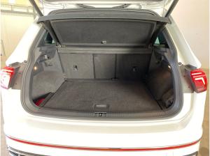 Volkswagen Tiguan 2.0 TDI R-Line 4M*IQ.LIGHT*AHK*Area View*