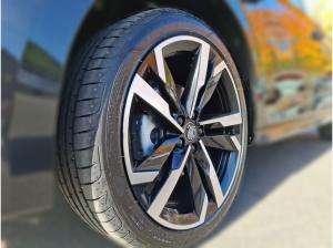 Skoda Scala 1.5 TSI DSG Monte Carlo +ACC+BHZFS+NAVI+RFK+SHZ+
