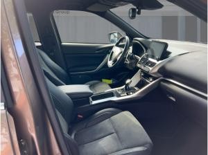 Mitsubishi Eclipse Cross Plus Black 2.4 PHEV Kamera Sitzhzg