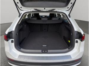 Volkswagen Passat Business 1.5 eTSI DSG ACC, AHK, NAVI, SHZ