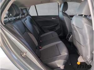 Volkswagen Golf VIII 1,5 TSI Energy AHK+GJ-REIFEN+SITZHZG