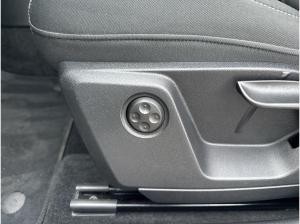 Audi Q2 advanced 35 TFSI Stdhzg AHK ACC Matrix Navi