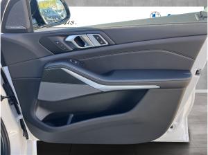 BMW X5 xDrive50e M Sport Vorteil zur Neuwagen-UPE 23.450EUR