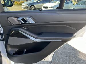 BMW X5 xDrive50e M Sport Vorteil zur Neuwagen-UPE 23.450EUR