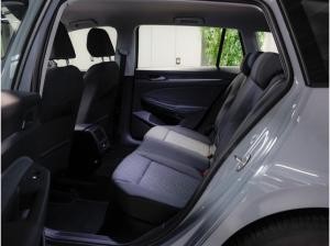 Volkswagen Golf VIII Variant 1.5TSi Life R-Kamera AHK ACC AppConnect Sitzheiz. Parkpilot