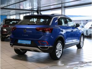 Volkswagen T-Roc 1,5 DSG Style ACC AHK LED-Plus R-Kamera NaviMedia Parkassist
