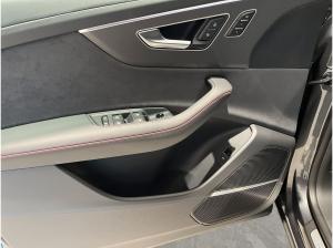 Audi SQ8 SUV TFSI 373 kW tiptronic(MT)