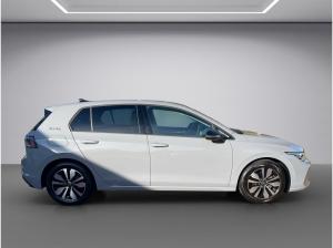 Volkswagen Golf VIII