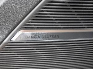 Audi Q7 SUV S line business TFSI e quattro