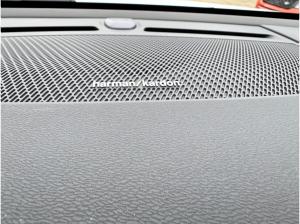 Volvo XC40 B3 B DKG ULTRA - BLACK EDITION - Inkl. Anhängerkupplung! - Sofort lieferbar